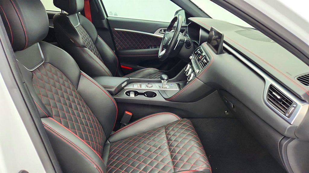 Used 2023 Genesis G70 3.3T w/ Sport Prestige Package RWD image 24