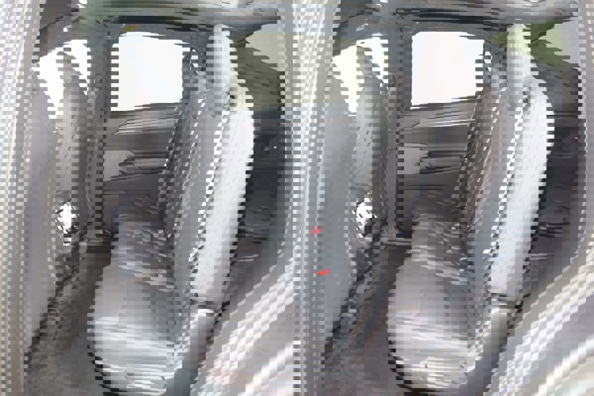 Used 2022 Tesla Model X image 57