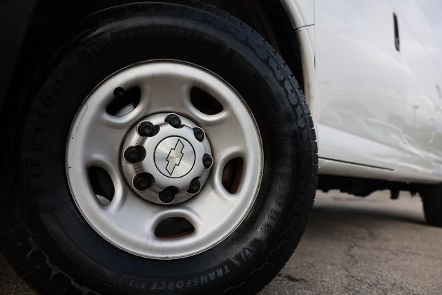 Used 2021 Chevrolet Express 2500 w/ Driver Convenience Package image 33