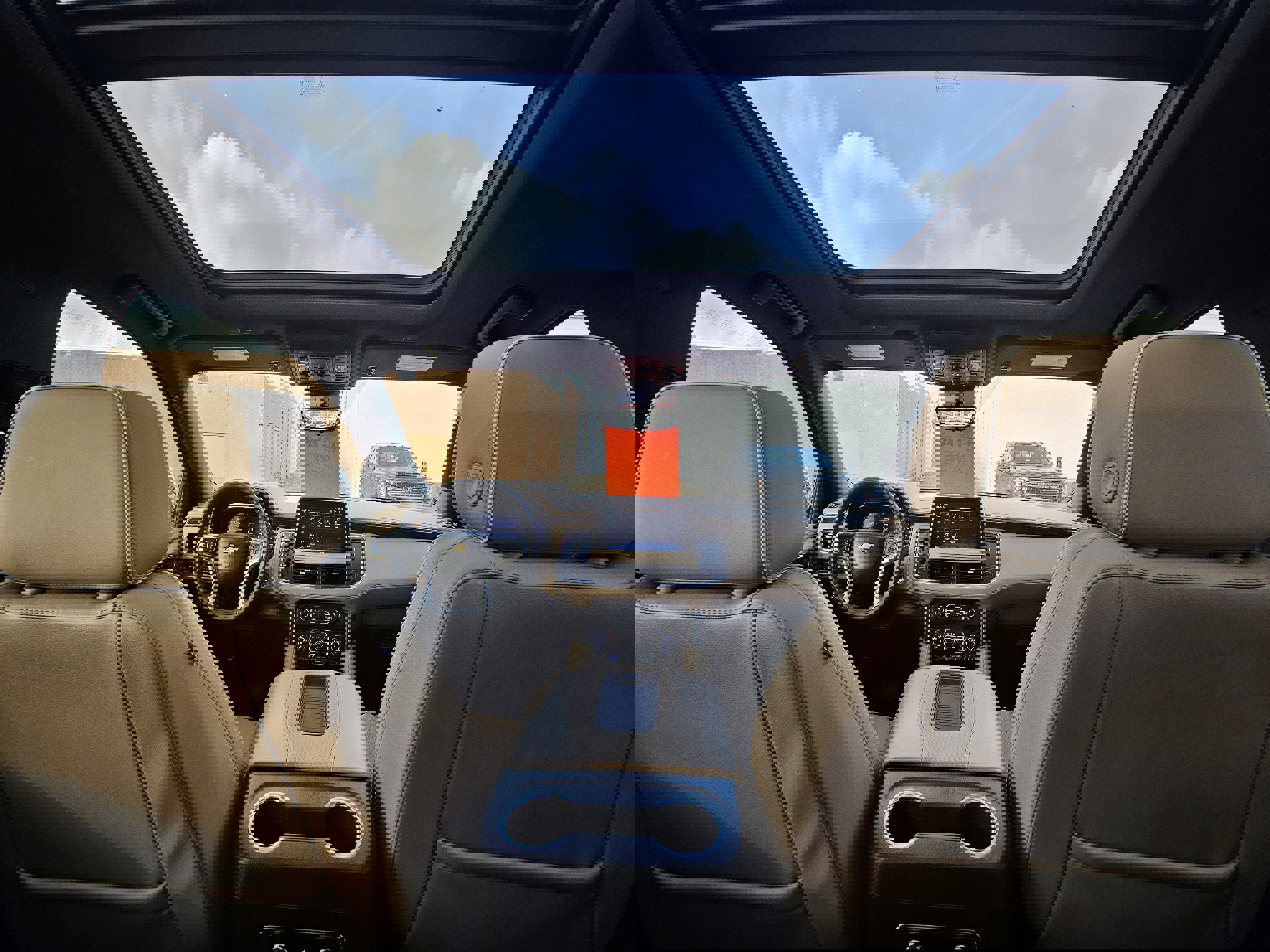 Used 2024 Chevrolet Tahoe Premier w/ Premium Package 2 image 37