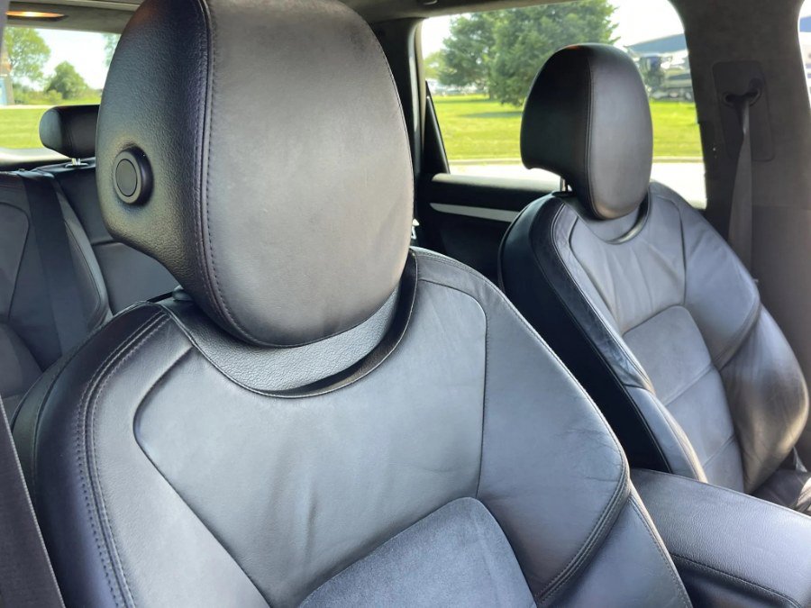 Used 2009 Porsche Cayenne GTS image 24