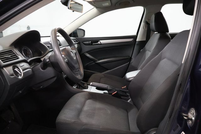 Used 2014 Volkswagen Passat 2.5 S FWD image 12