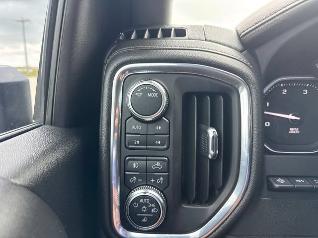 Used 2023 GMC Sierra 3500 Denali w/ Denali Ultimate Package AWD/4WD image 22