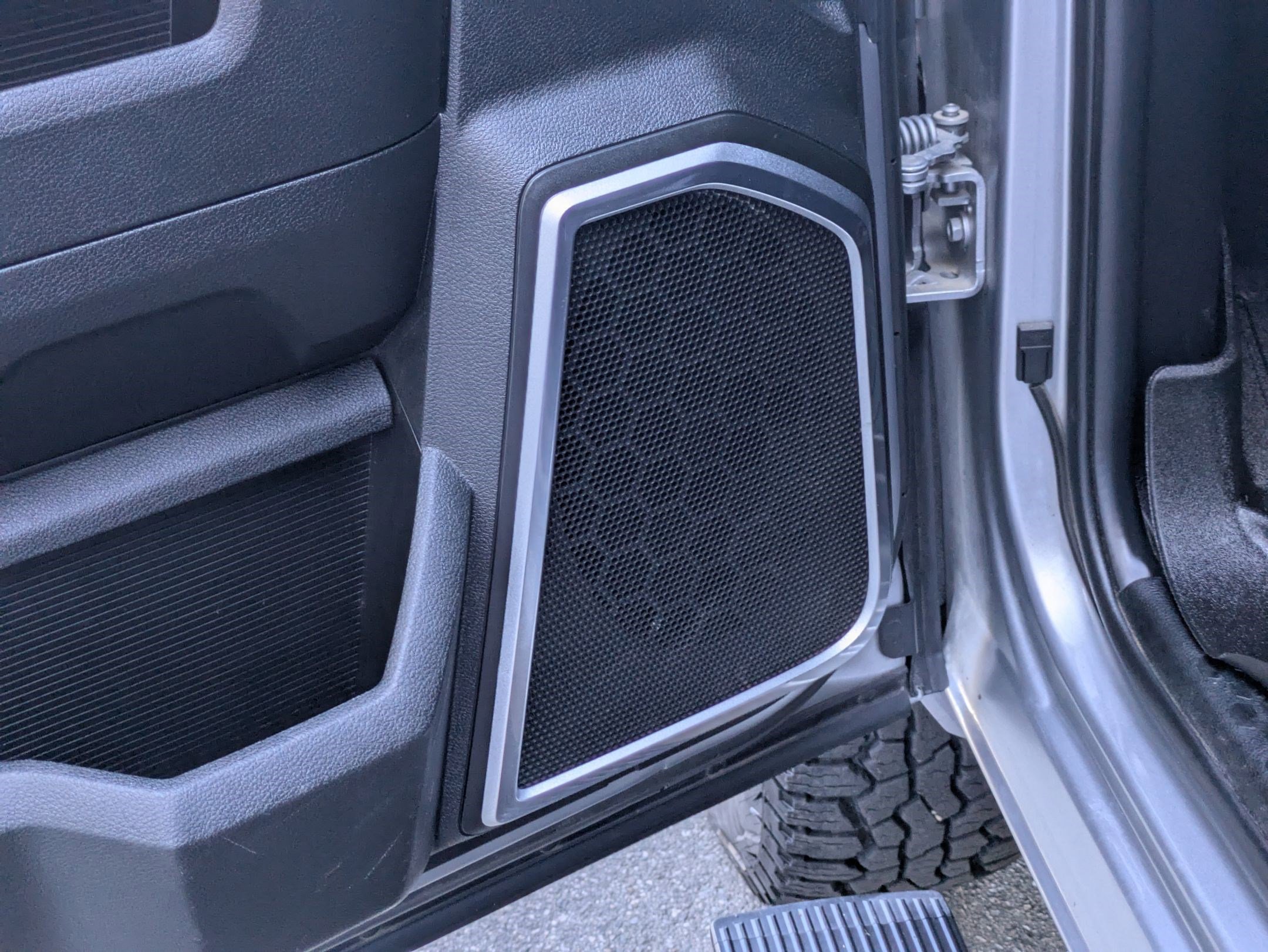 Used 2024 RAM 3500 Laramie w/ Protection Group image 13