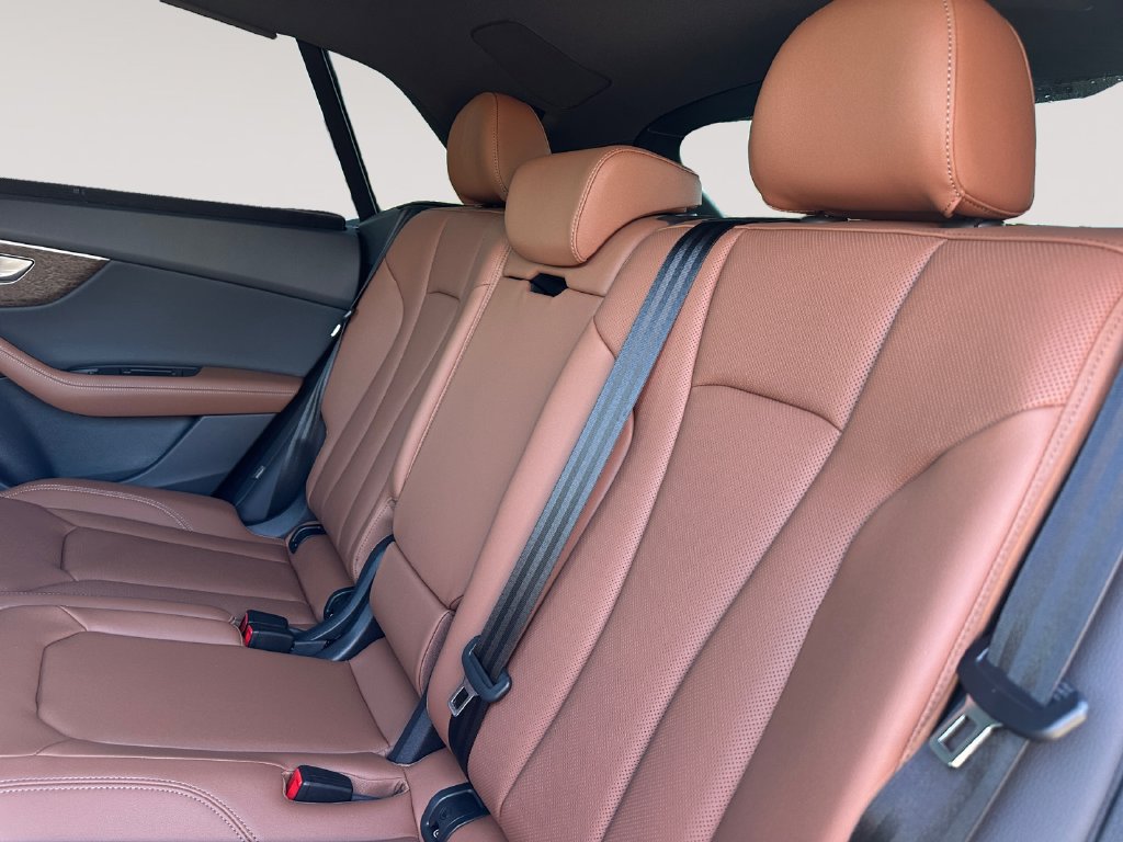 New 2027 Audi Q8 Premium Plus AWD/4WD image 13