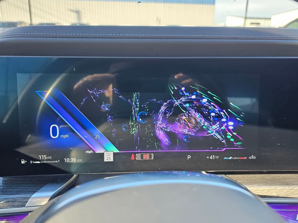 Used 2024 BMW 740i xDrive image 28