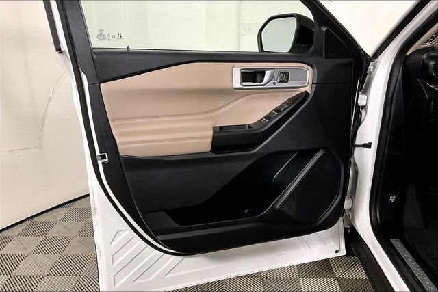 Used 2020 Ford Explorer Limited image 23