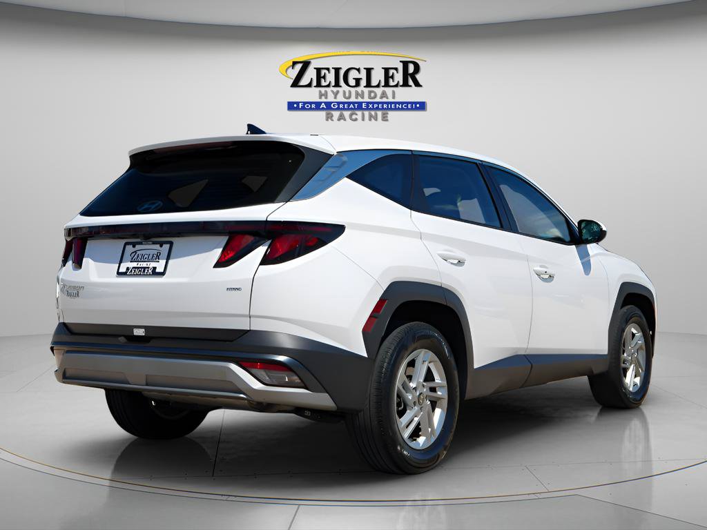 Used 2025 Hyundai Tucson SE AWD/4WD image 7