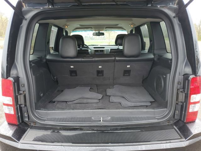 Used 2012 Jeep Liberty Limited Jet w/ Comfort/Convenience Group AWD/4WD image 7