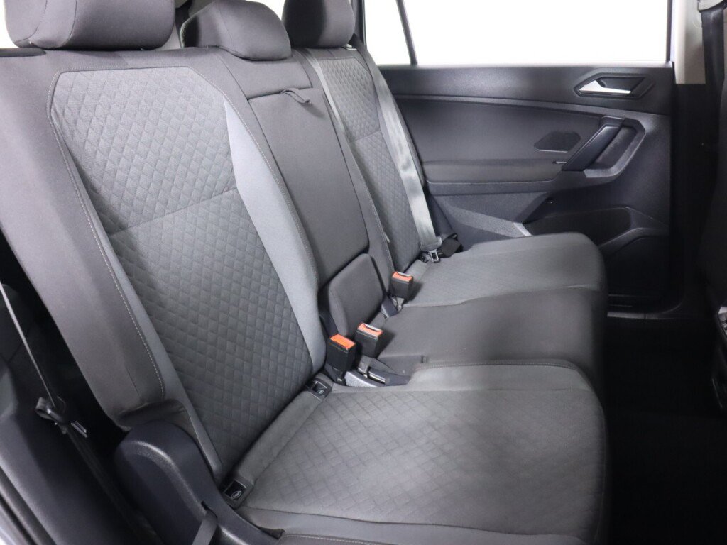Used 2019 Volkswagen Tiguan S w/ 3rd Row Seat Package AWD/4WD image 32