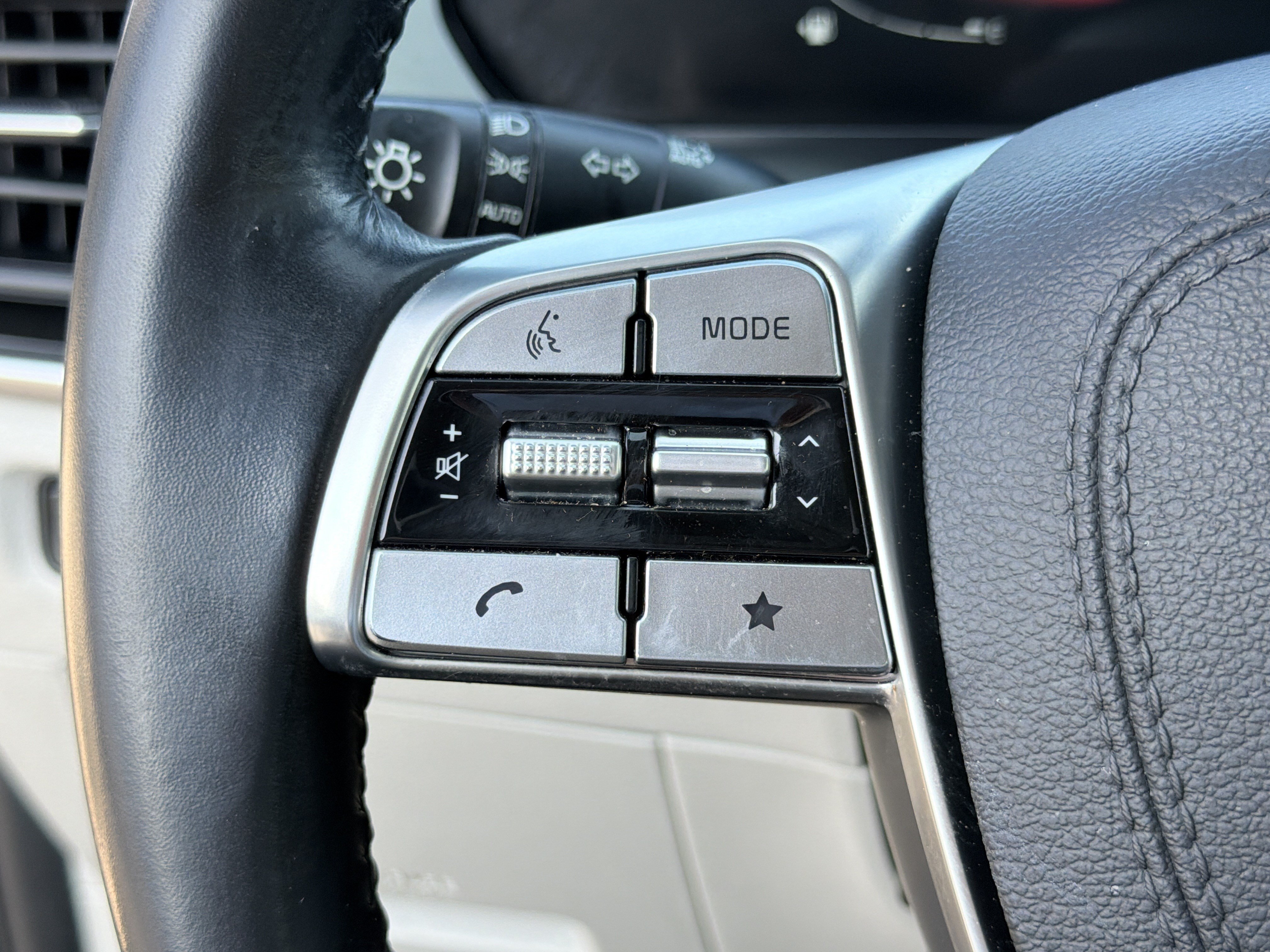 Used 2023 Kia Telluride S w/ S Sunroof Package FWD image 26
