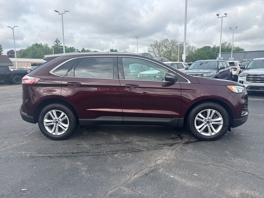 Used 2020 Ford Edge SEL w/ Convenience Package AWD/4WD image 5