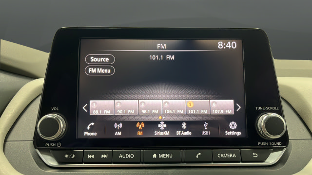 Used 2021 Nissan Rogue SV AWD/4WD image 14