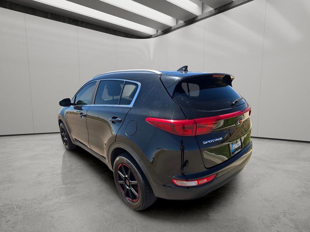 Used 2019 Kia Sportage LX w/ LX Popular Package AWD/4WD image 3