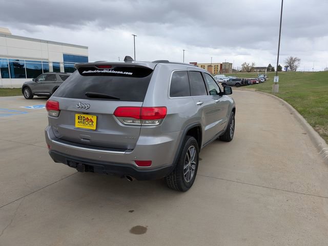 Used 2018 Jeep Grand Cherokee Limited w/ Trailer Tow Group IV AWD/4WD image 3