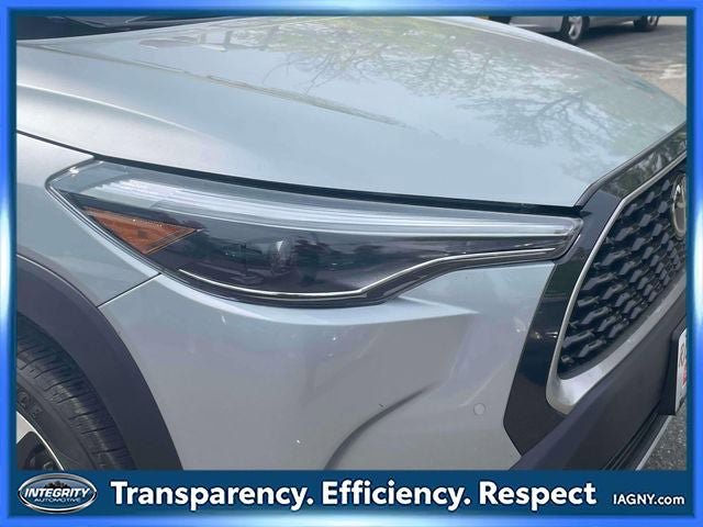 Certified 2025 Toyota Corolla Cross XLE AWD/4WD image 10