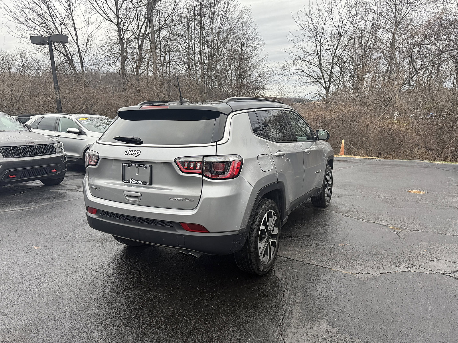 Certified 2022 Jeep Compass Limited image 6