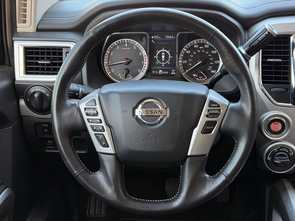 Used 2019 Nissan Titan PRO-4X AWD/4WD image 15