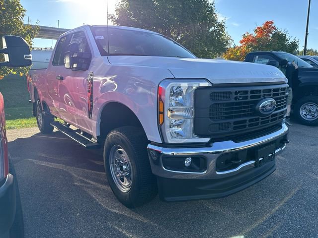 New 2026 Ford F250 XL w/ XL Chrome Package