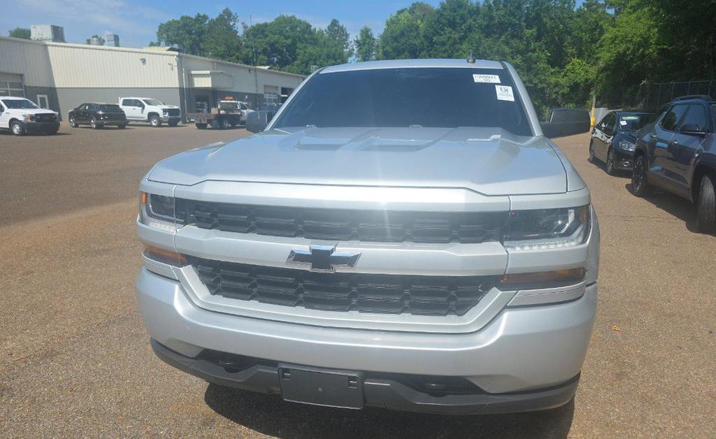 Used 2018 Chevrolet Silverado 1500 Custom w/ Custom Value Package AWD/4WD image 2