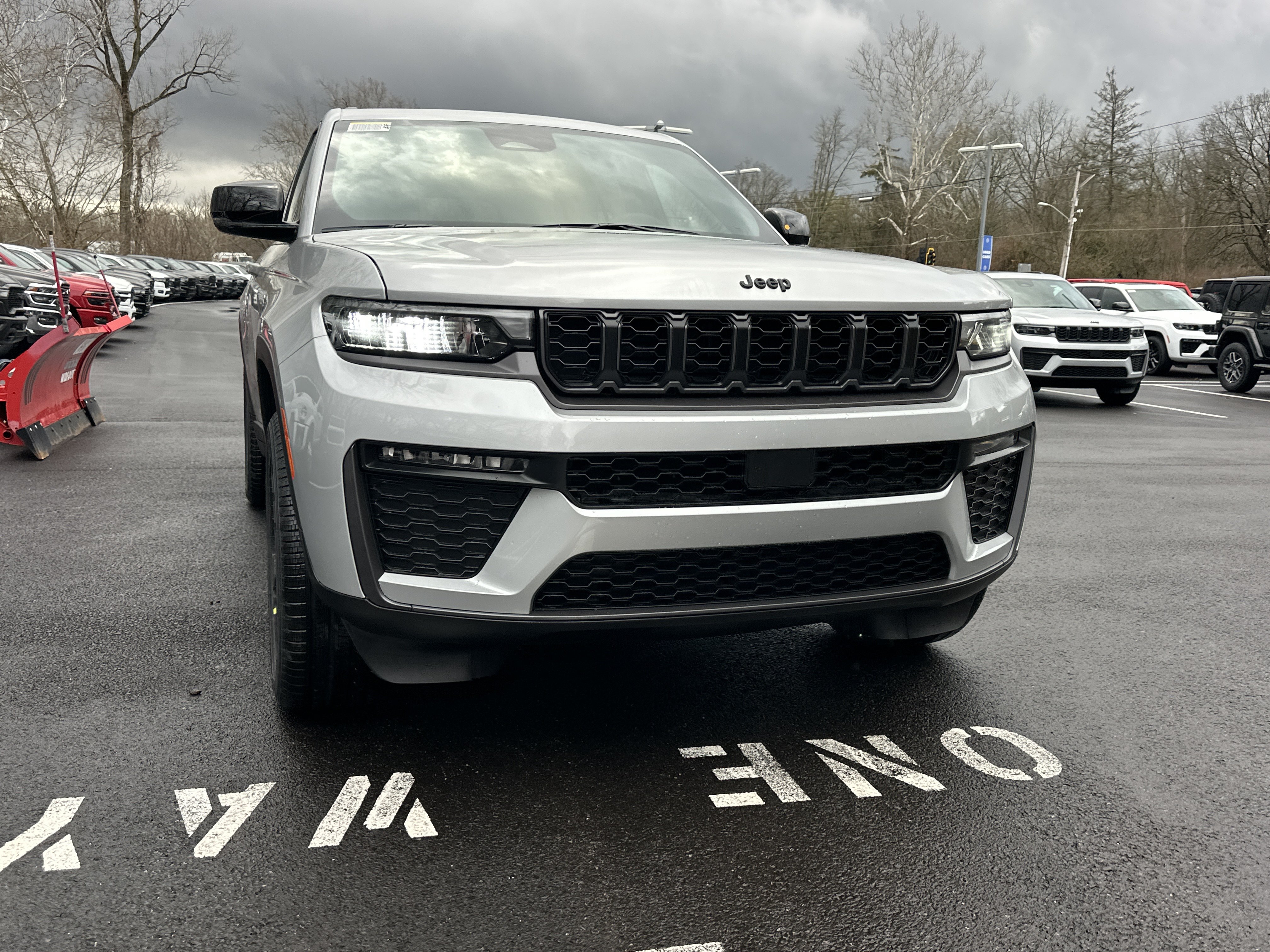 New 2026 Jeep Grand Cherokee Limited w/ Limited Altitude Package AWD/4WD image 20