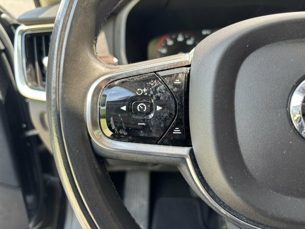 Used 2019 Volvo S90 T6 Momentum AWD/4WD image 33