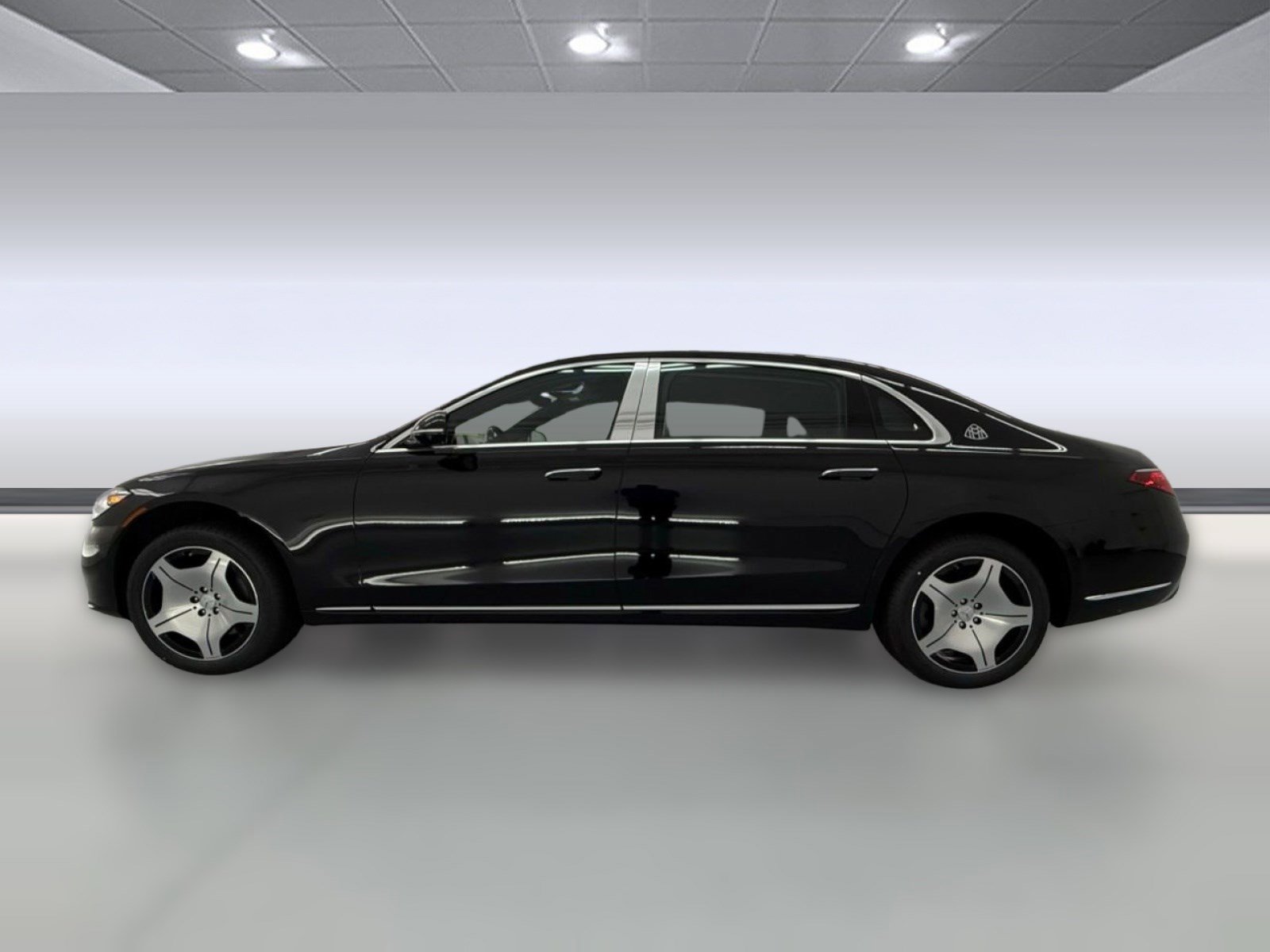 New 2026 Mercedes-Benz Maybach S 580 4MATIC image 2