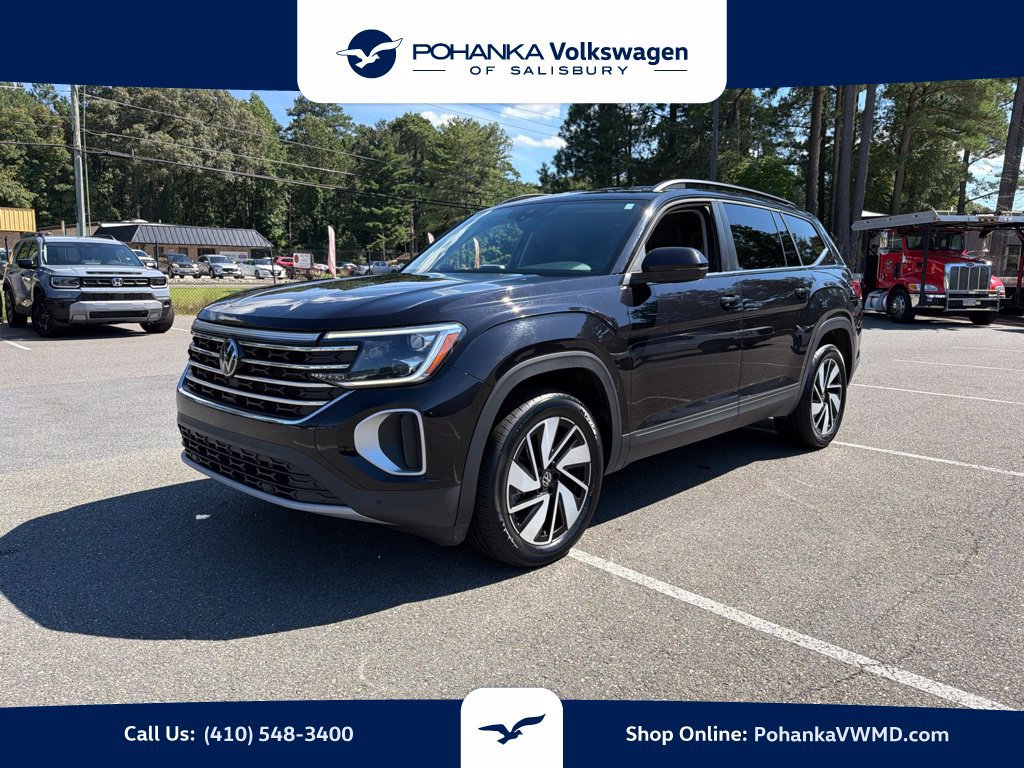 Used 2025 Volkswagen Atlas SE FWD image 1