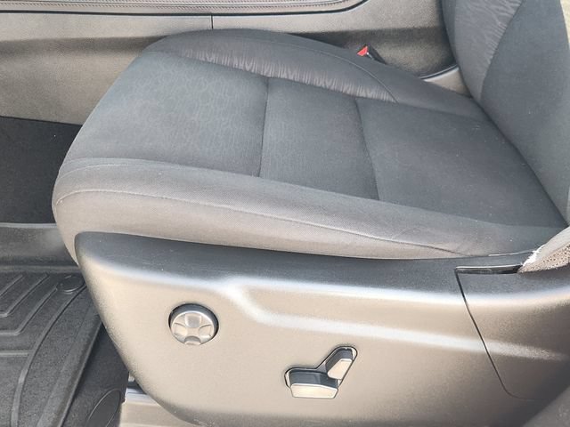 Used 2023 Dodge Durango R/T w/ Blacktop Package RWD image 23