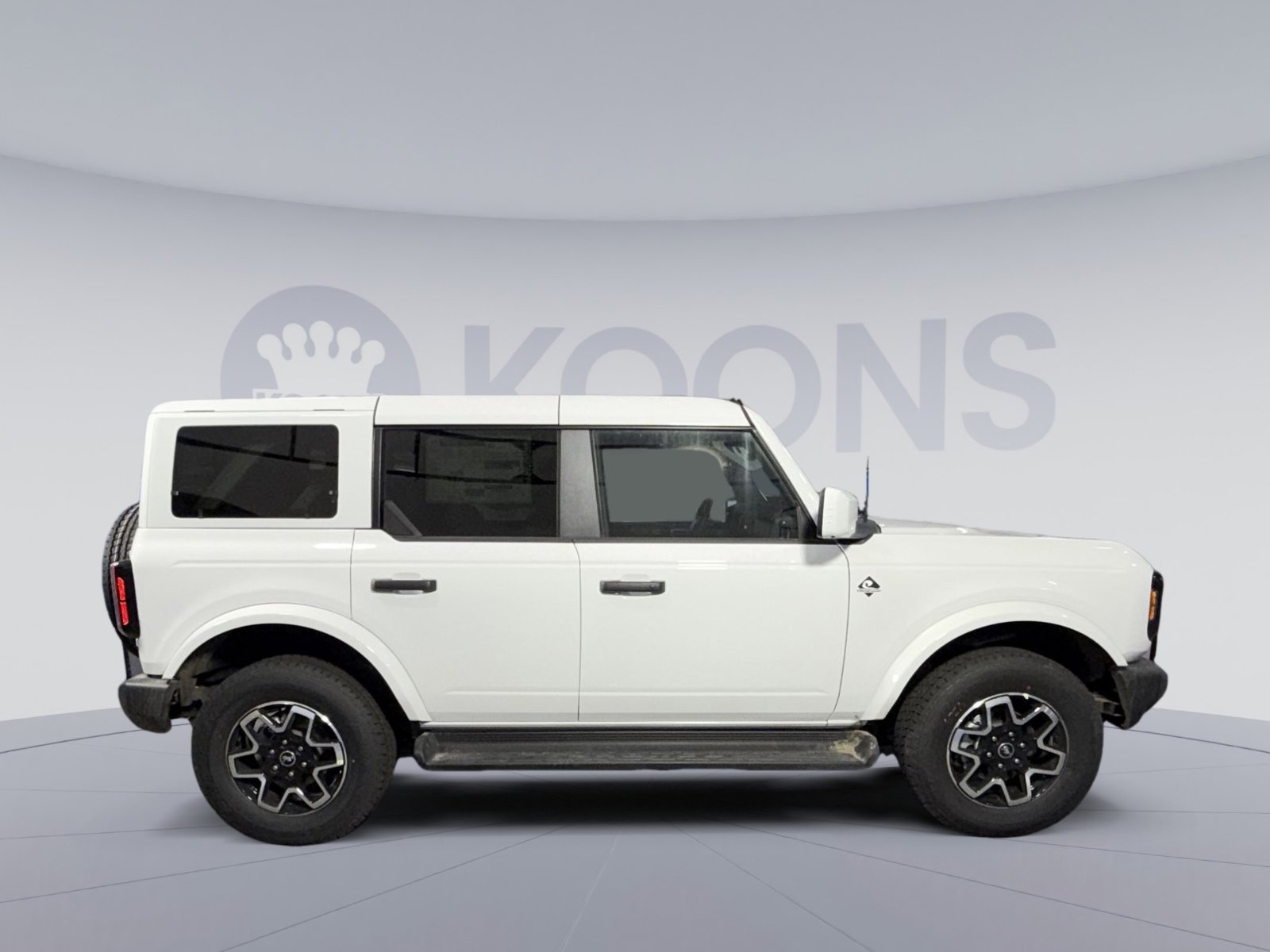 New 2026 Ford Bronco Outer Banks image 8