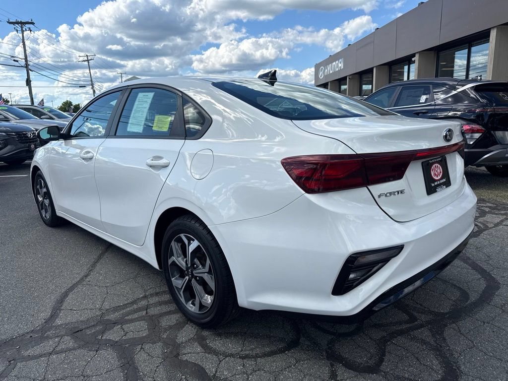 Used 2020 Kia Forte LXS FWD image 7