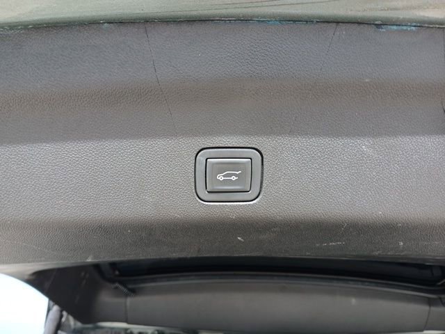 Used 2023 Chevrolet Tahoe RST w/ Luxury Package image 10