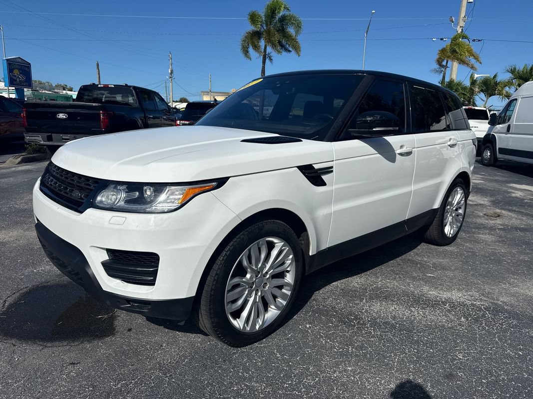 Used 2017 Land Rover Range Rover Sport SE AWD/4WD image 1
