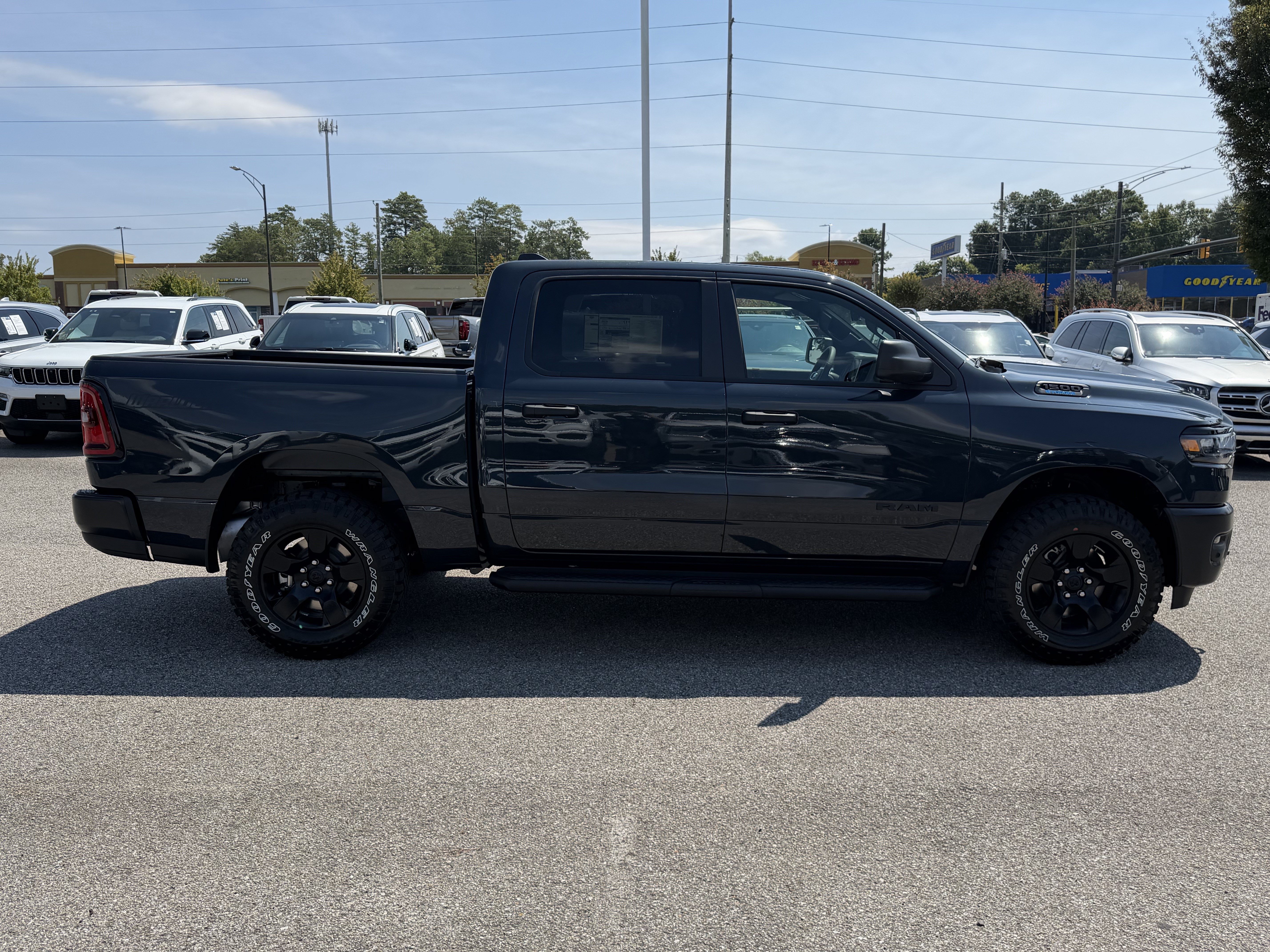 New 2026 RAM 1500 Warlock AWD/4WD image 11