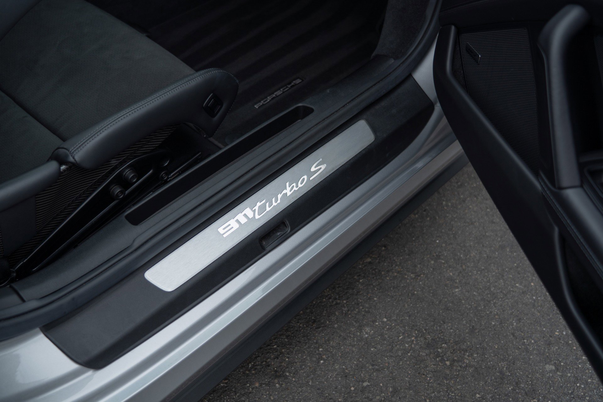 Used 2024 Porsche 911 Turbo S image 35