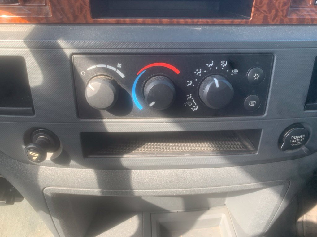 Used 2006 Dodge Ram 2500 Truck SLT w/ Quad Cab Big Horn Value Group AWD/4WD image 14