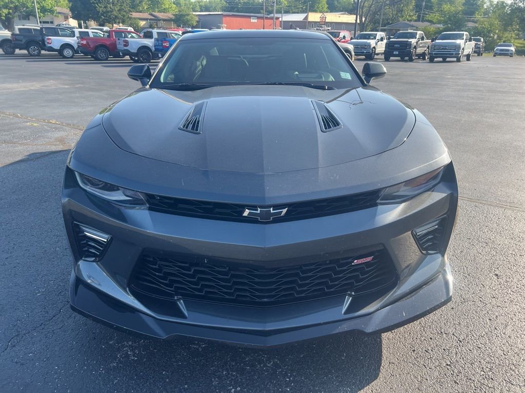 Used 2018 Chevrolet Camaro SS RWD image 7