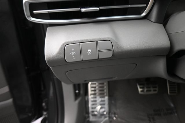 Used 2026 Hyundai Elantra SEL Sport Premium FWD image 28