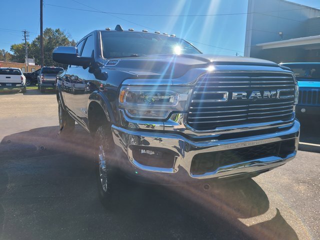 Used 2020 RAM 3500 Laramie image 2