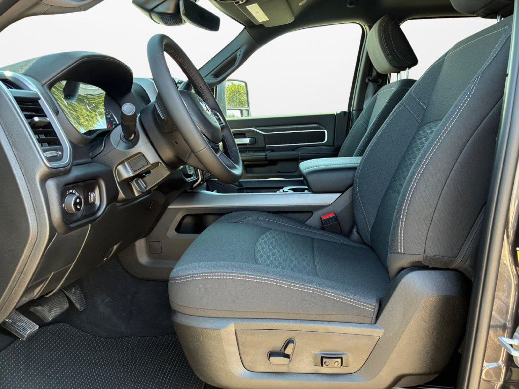 New 2027 RAM 3500 Lone Star AWD/4WD image 19