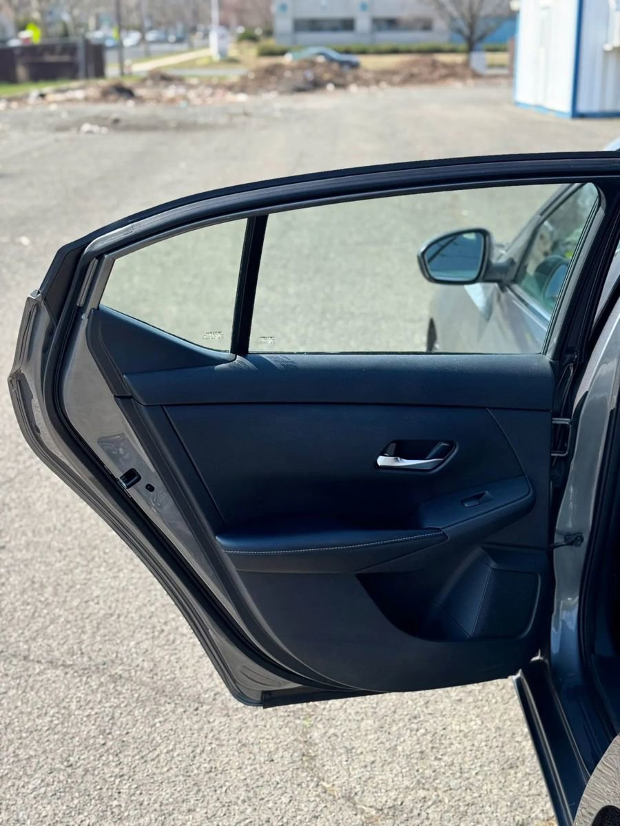 Used 2021 Nissan Sentra SV image 14
