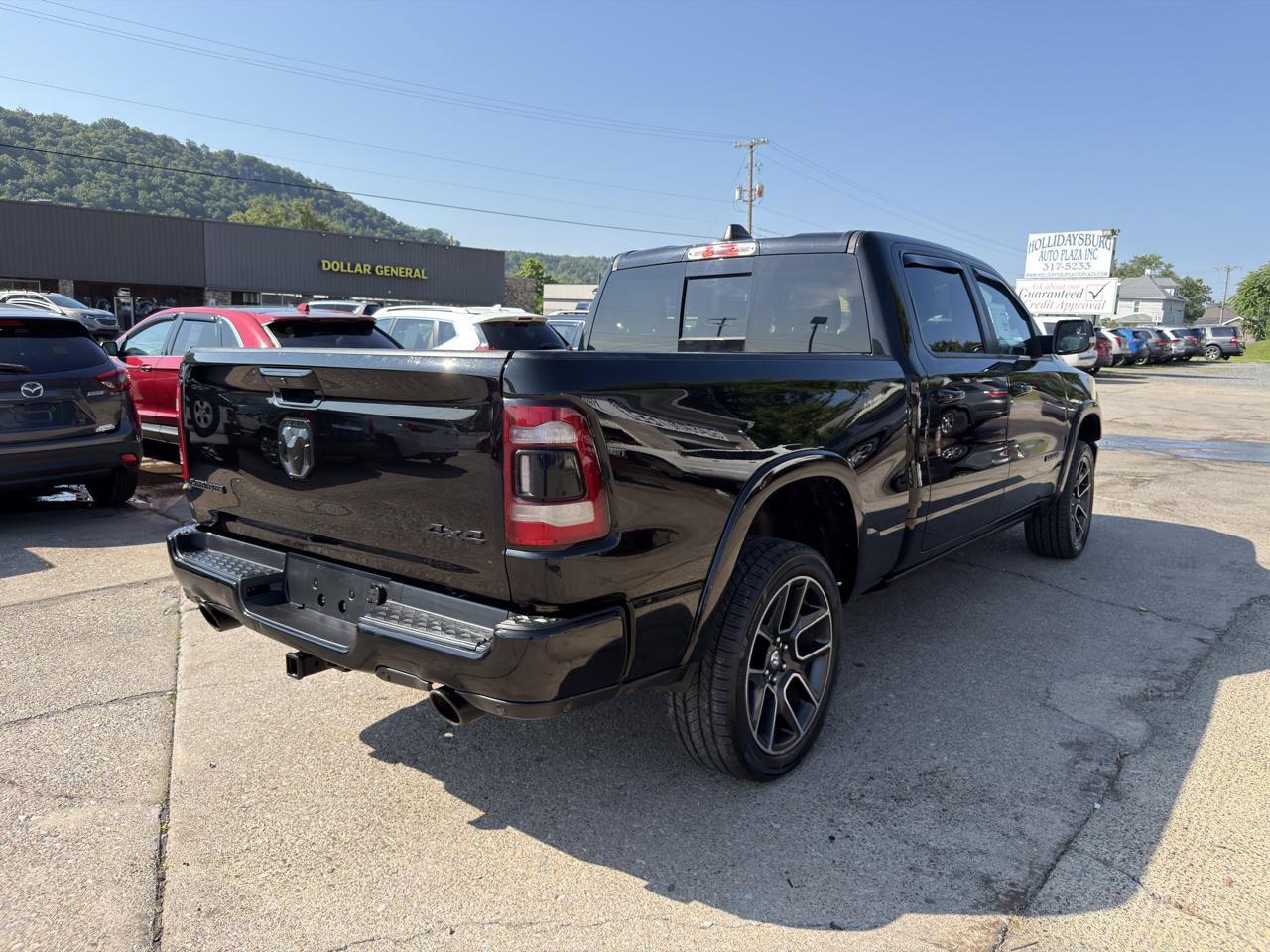 Used 2019 RAM 1500 Laramie AWD/4WD image 8