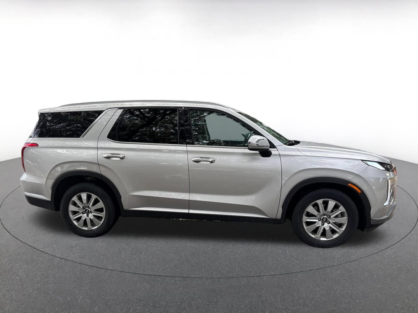 Used 2025 Hyundai Palisade SEL FWD image 9