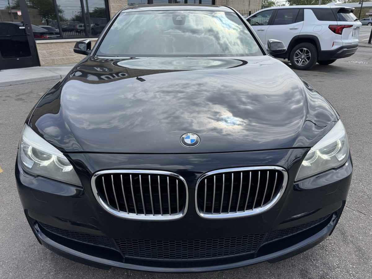 Used 2015 BMW 740Li RWD image 2