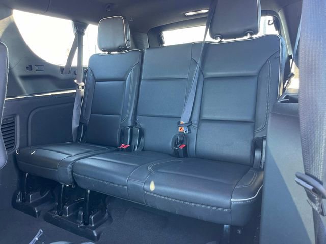 Used 2023 Chevrolet Suburban Premier image 21