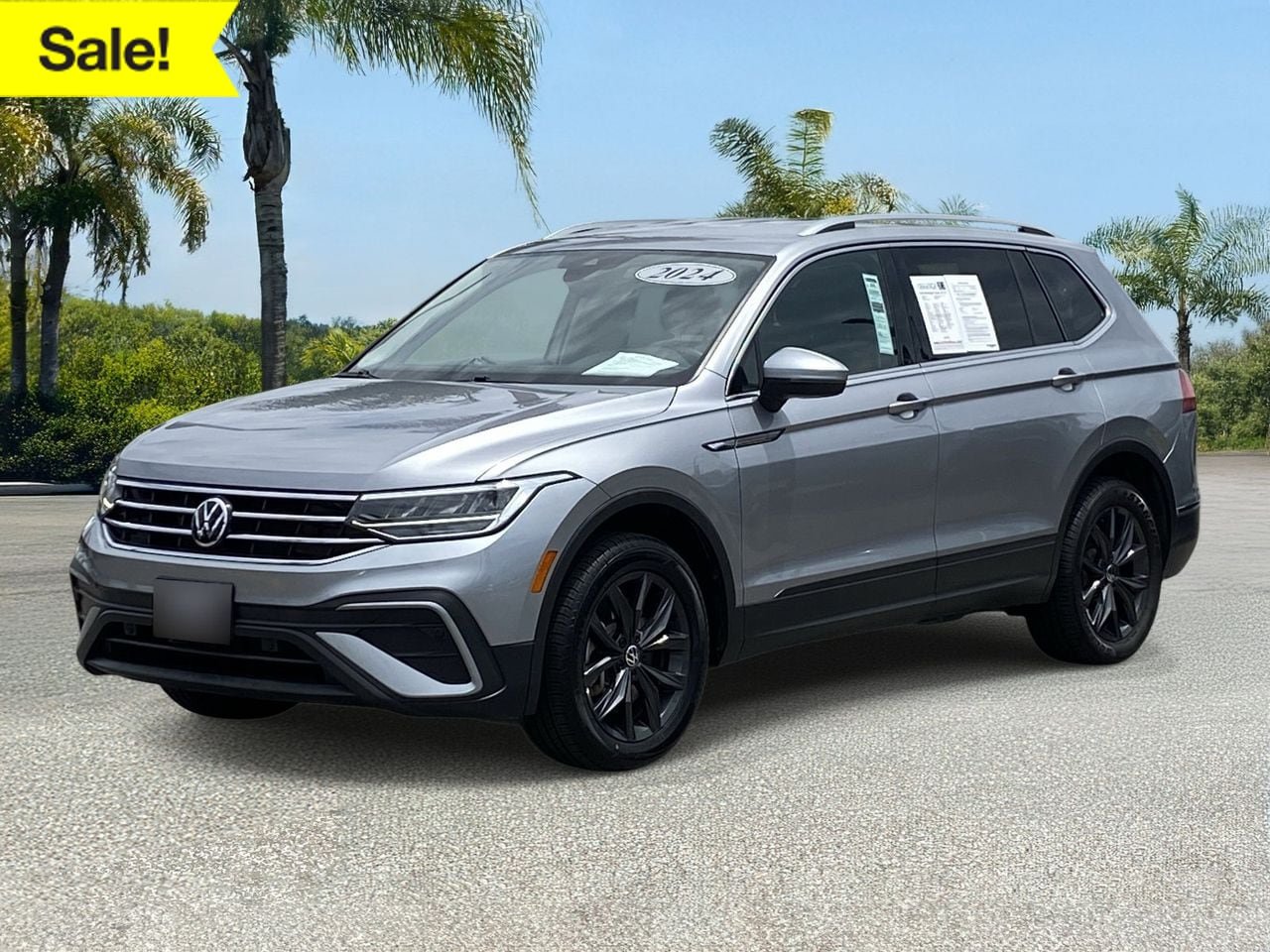 Used 2024 Volkswagen Tiguan SE