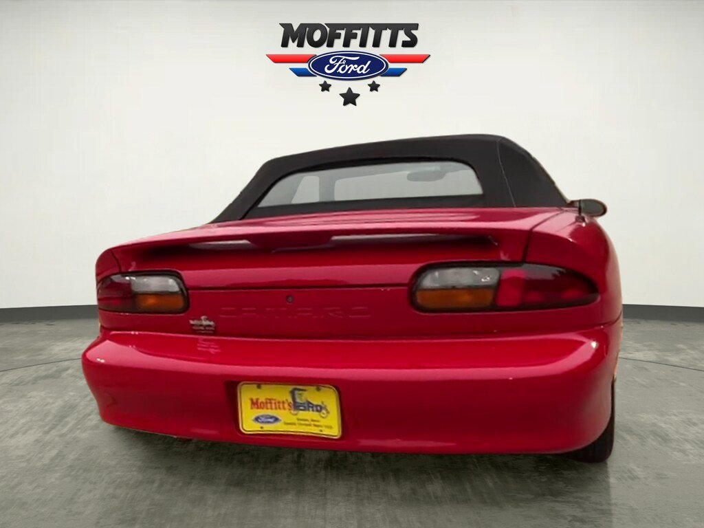 Used 2001 Chevrolet Camaro LT RWD image 4