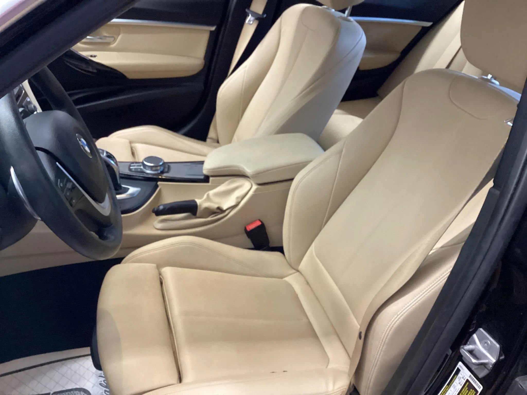 Used 2018 BMW 330i xDrive Sedan w/ Convenience Package AWD/4WD image 8