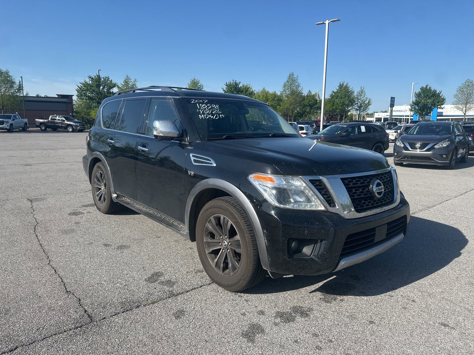 Used 2017 Nissan Armada Platinum w/ Interior Lighting Package AWD/4WD image 3