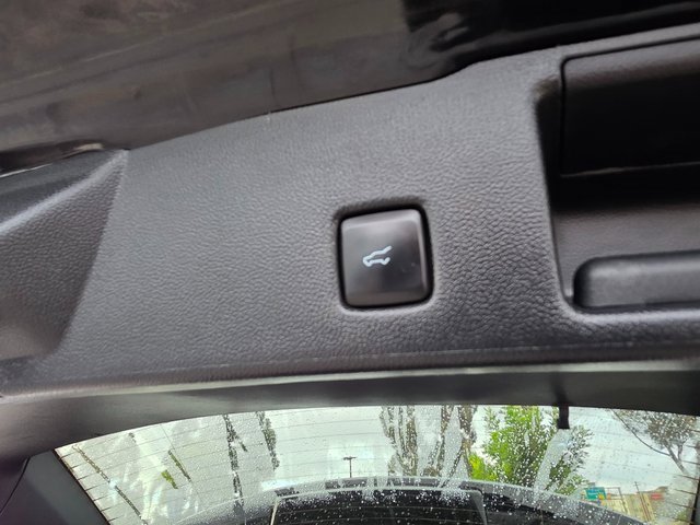 Used 2023 Ford Escape Active image 12